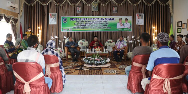 Penyaluran Bantuan PRS dan UEP Wilayah 3 Daha
