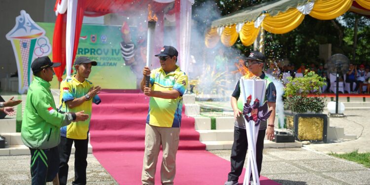 PEMBUKAAN PEPARPROV IV KALSEL di KAB. HSS