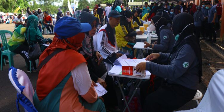 Pemkab HSS Selenggarakan Kegiatan Gerakan Masyarakat Hidup Sehat