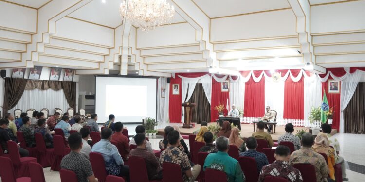 BUPATI HSS PIMPIN RAPAT PERSIAPAN PELAKSANAAN PERINGATAN HARI JADI KABUPATEN HSS KE-72 TAHUN