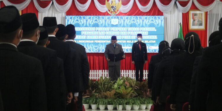 Pengukuhan, Pengambilan Sumpah dan Pelantikan Pejabat Lingkup Pemkab HSS