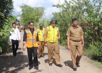 Wakil Bupati HSS Tinjau Pelaksanaan Pembangunan