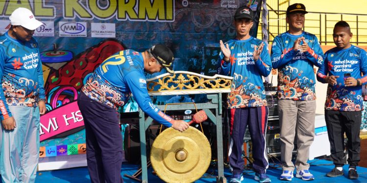 Bupati HSS Membuka Festival Komite Olahraga Masyarakat Indonesia “Kormi” Tahun 2022