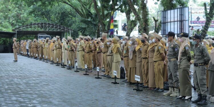 Pemkab HSS Menggelar Apel Gabungan