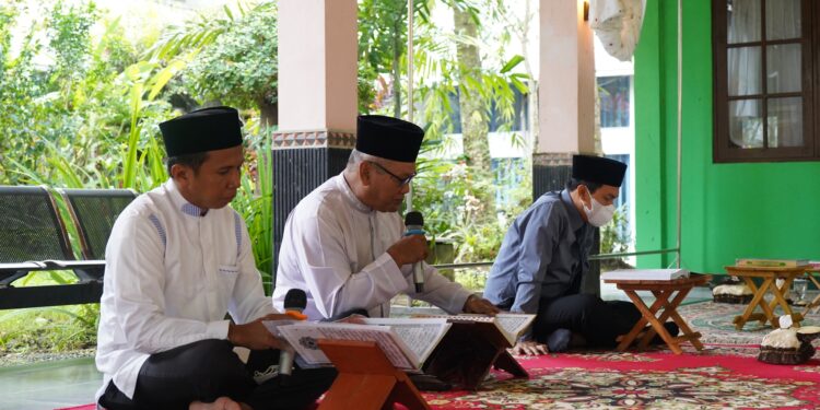 KHATAMAN AL QUR’AN DAN TAUSIYAH SEKRETARIAT DAERAH HSS