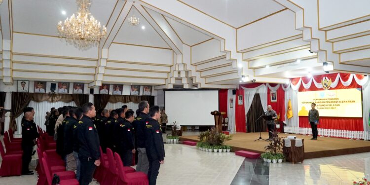 “BUPATI HSS KUKUHKAN 41 ORANG PENGURUS KERUKUNAN BPK KABUPATEN HSS PERIODE TAHUN 2022-2027”