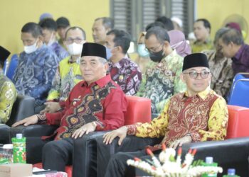 BUPATI HSS BERSAMA WAKIL BUPATI HSS HADIRI KEMERIAHAN HARI JADI KECAMATAN SIMPUR KE-72