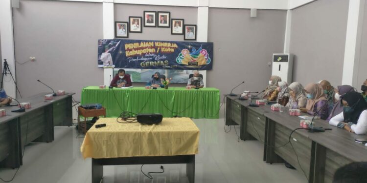 GERMAS Prov. Kalsel Melaksanakan Kinerja Kab/Kota Dalam Pembudayaan Cluster GERMAS Tahun 2022 di Kab. HSS