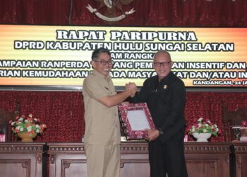 UNTUK KEMUDAHAN INVESTASI DI HSS, PEMKAB AJUKAN RAPERDA KE DPRD