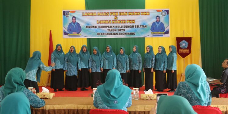 PENILAIAN LOMBA PKK DI WILAYAH KECAMATAN ANGKINANG