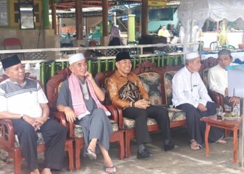 WABUP HSS HADIRI SAFRAH AMAL DI MESJID AL ABRAR DAN LANGGAR NURUL IMAN