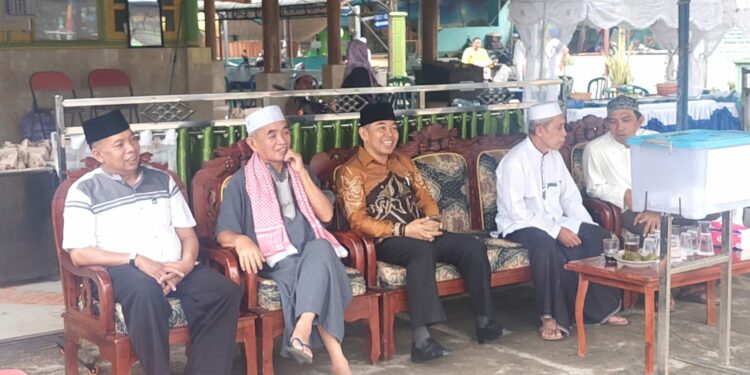 WABUP HSS HADIRI SAFRAH AMAL DI MESJID AL ABRAR DAN LANGGAR NURUL IMAN