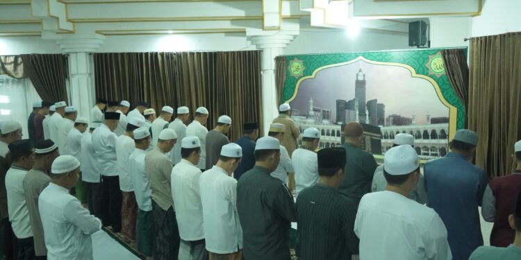 GERAKAN SHOLAT SUBUH BERJAMAAH LINGKUP PEMKAB HSS