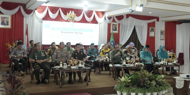 PEMKAB HSS IKUTI ROADSHOW DARING PERCEPATAN PENURUNAN STUNTING DAN PENGHAPUSAN KEMISKINAN EKSTREM DI KABUPATEN/KOTA