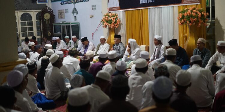 PEMKAB HSS KEMBALI GELAR SAFARI RAJAB KE-8 DI DESA BAJAYAU