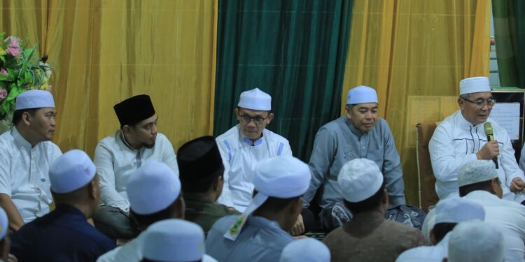 BUPATI DAN WAKIL BUPATI HSS HADIRI PERINGATAN ISRA MI’RAJ NABI MUHAMMAD SAW DAN HAUL GURU SEKUMPUL KE 18 DI PONPES IBNU MAS’UD PUTRA JARAU
