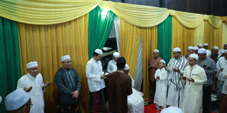 BUPATI DAN WABUP HADIRI PERINGATAN HAUL DATU ABBAS BIN MUFTI ABDUL DJALIL AL BANJARY