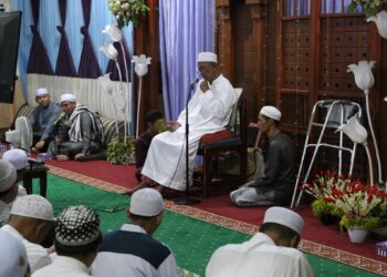 WABUP HSS HADIRI PENGAJIAN ABAH GURU DANAU DI MAJELIS TA’LIM AS-SHOFA HABIB ABDUSSALAM BIN ALI AL-KAFF