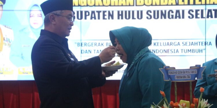 PERINGATAN HARI KESATUAN GERAK PKK KE 51 DAN PENGUKUHAN BUNDA LITERASI KAB. HSS