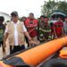 RESPON CEPAT BENCANA BANJIR, BUPATI HSS TINJAU LANGSUNG LOKASI TERDAMPAK DAN DAPUR UMUM