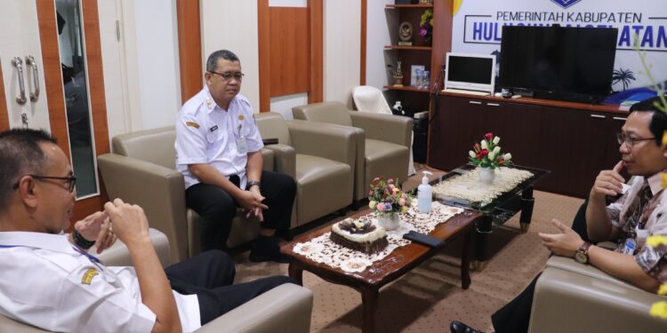 SEKDA HSS TERIMA AUDIENSI DIREKTUR KANTOR PERWAKILAN BANK INDONESIA PROV. KALSEL