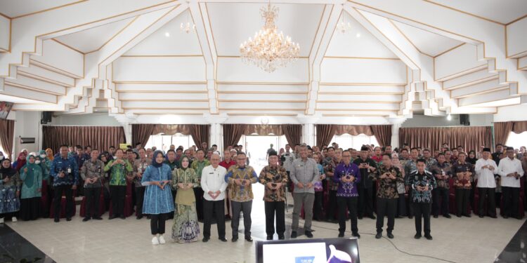 KAB. HSS IKUTI FOCUS GROUP DISCUSSION PENILAIAN TAHAP III PENGHARGAAN PEMBANGUNAN DAERAH