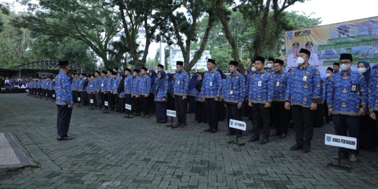 PEMKAB HSS GELAR APEL HARI KESADARAN NASIONAL BULAN APRIL 2023