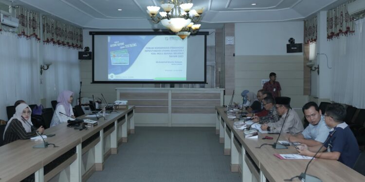 SEKDA HSS PIMPIN RAPAT FORUM KOMUNIKASI PARA PEMANGKU KEPENTINGAN UTAMA BPJS KESEHATAN TK. KAB. HSS