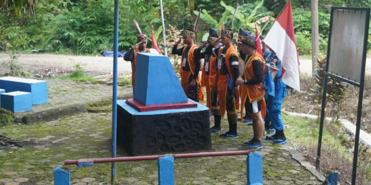 NAPAK TILAS HUT DIVISI IV ALRI PERTAHANAN KALIMATAN DI KAB. HSS
