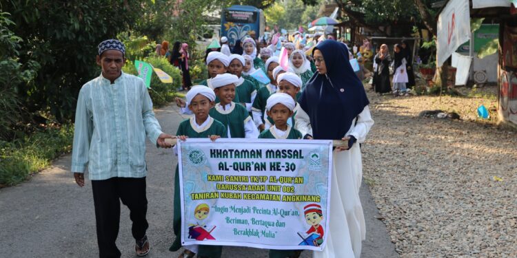 TK/TP DARUSSA’ADAH TANIRAN KUBAH GELAR KHATAMAN MASSAL AL-QUR’AN KE-30