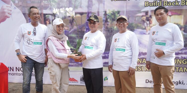 PERINGATI HARI KEANEKARAGAMAN HAYATI, DESA TIMUNGKI JADI DESA ANGGREK DAN DIBANGUN TAMAN KONSERVASI ANGGREK