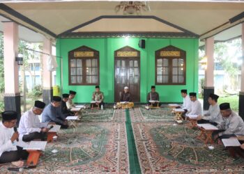 USTADZ SALEH : ADA 3 GOLONGAN ORANG YANG BERUNTUNG