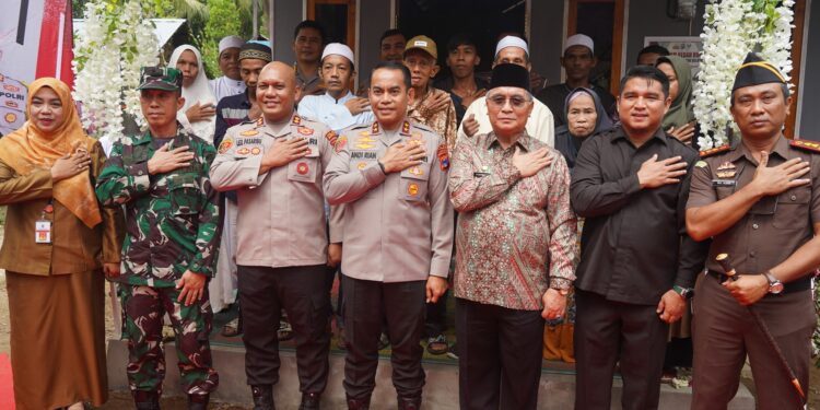 BUPATI HSS DUKUNG PROGRAM KAPOLDA KALSEL DEMI KEMASLAHATAN DAN KESEJAHTERAAN MASYARAKAT