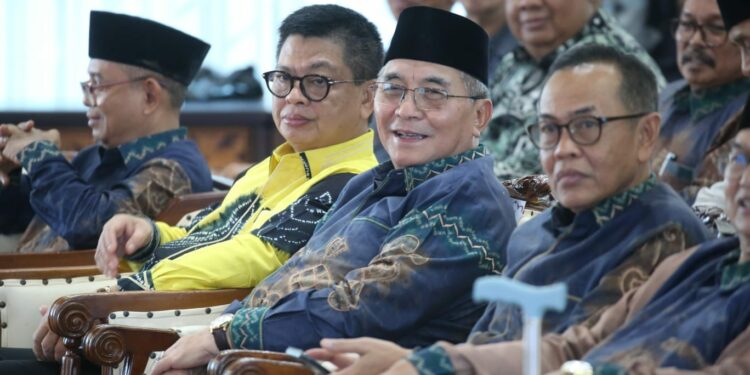 PERERAT SINERGI DAN SILATURAHMI DI KOTA SAMARINDA, BUPATI HSS HADIRI PELANTIKAN IKK-KALTIM PERIODE 2023-2028