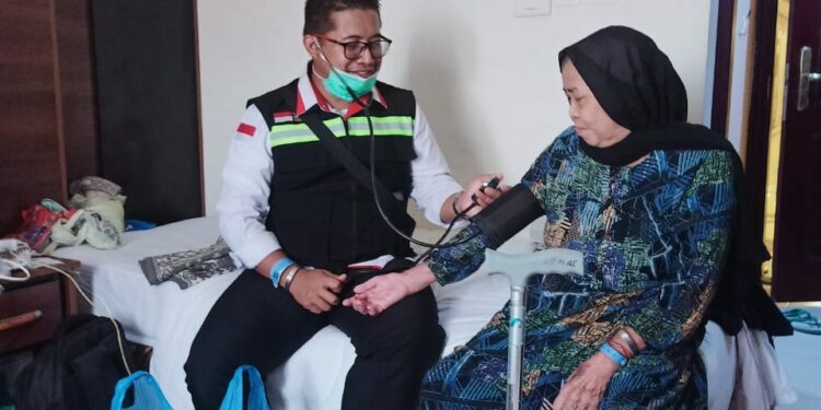 JELANG ARMINA, KETUA KLOTER INGATKAN JEMAAH JAGA KESEHATAN