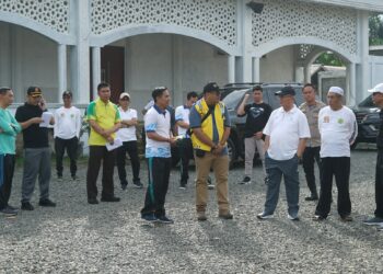 PASTIKAN SEMUA FASILITAS YANG DIBUTUHKAN, BUPATI HSS TINJAU LANGSUNG PERSIAPAN PELAKSANAAN HAUL KE 2 GURU KAPUH.