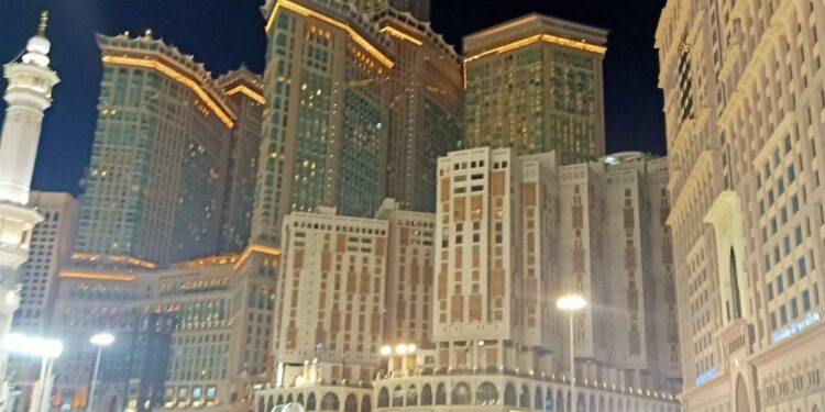 BDJ 10 LAKSANAKAN TAWAF WADA