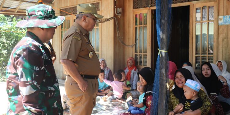 TINJAU LOKASO TMMD, BUPATI HSS APRESIASI SINERGITAS TNI – RAKYAT