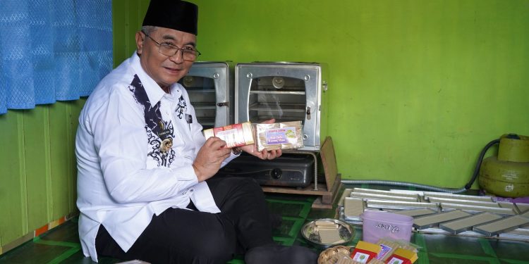 POTENSI UMKM WILAYAH DAHA, BUPATI HSS DUKUNG UMKM UNTUK TERUS TUMBUH