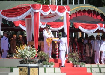 UPACARA HUT RI KE-78 RI DI HSS BERJALAN KHIDMAT