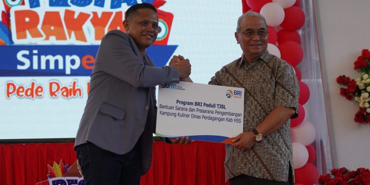 BUPATI HSS APRESIASI BRI GELAR PANEN HADIAH SIMPEDES