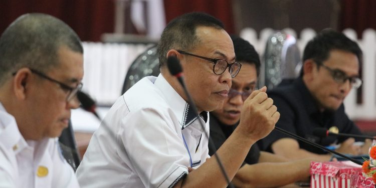 BADAN ANGGARAN DPRD KAB HSS KEMBALI MENGGELAR RAPAT LANJUTAN PEMBAHASAN PERUBAHAN ABPD TA 2023