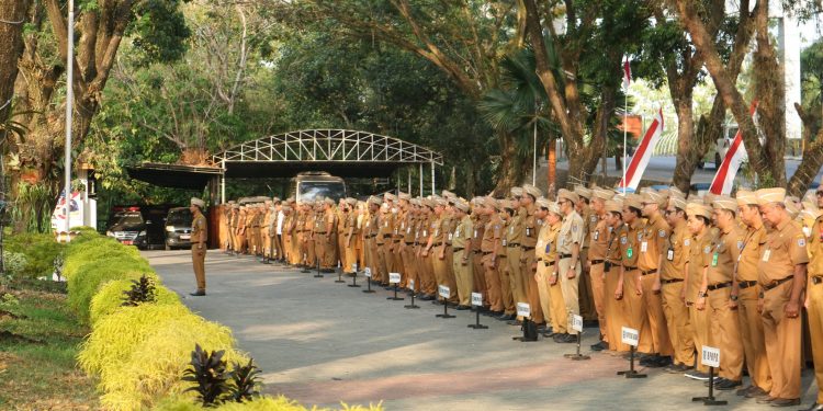 PEMKAB HSS KEMBALI GELAR APEL GABUNGAN ASN LINGKUP PEMKAB HSS