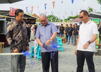 BUPATI HSS RESMIKAN FOOD COURT PAHLAWAN SEBAGAI DESTINASI KULINER TERKINI