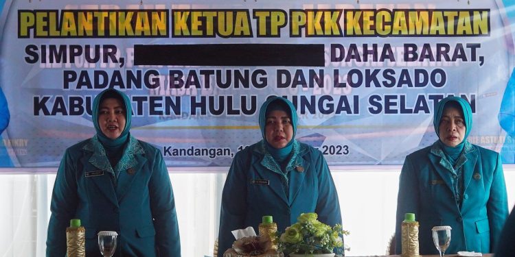 PELANTIKAN KETUA TP PKK 4 KECAMATAN DAN SERTIJAB KETUA TP PKK KAB HSS