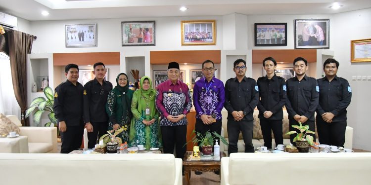 TIM KESENIAN HSS WAKILI KALSEL DALAM AJANG FESTIVAL MUSIK TRADISIONAL DI TMMI