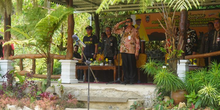 HADIRI LATIHAN GABUNGAN KOMUNITAS PECINTA ALAM, PJ. BUPATI HSS GELORAKAN SEMANGAT LESTARIKAN LINGKUNGAN