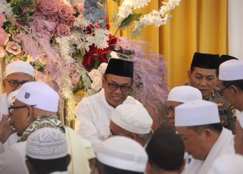 KEHADIRAN SEKDA KAB. HSS PADA HAUL DATU BALIMAU, TANDAI KEDEKATAN PEMKAB HSS DENGAN ULAMA DAN MASYARAKAT
