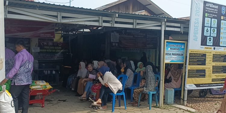 GELAR PANGAN MURAH TOKO TANI INDONESIA (TTI) DI DESA PARAMAIAN KEC. DAHA UTARA