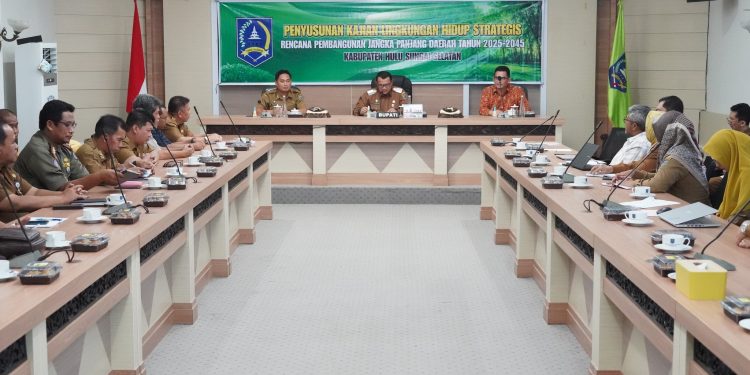 PEMERINTAH KABUPATEN HULU SUNGAI SELATAN MEMULAI PROSES PENYUSUNAN KAJIAN LINGKUNGAN HIDUP STRATEGIS (KLHS) DALAM RANGKA RPJPD 2025-2045